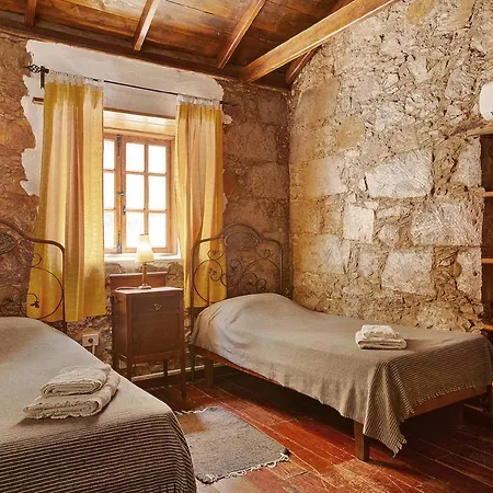 - Laendliches Haus, Pepita La De Flores * Tejeda (Gran Canaria)
