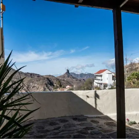 - Laendliches Haus, Pepita La De Flores Tejeda (Gran Canaria)