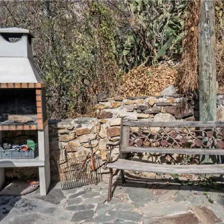 - Laendliches Haus, Pepita La De Flores Gospodarstwo wiejskie