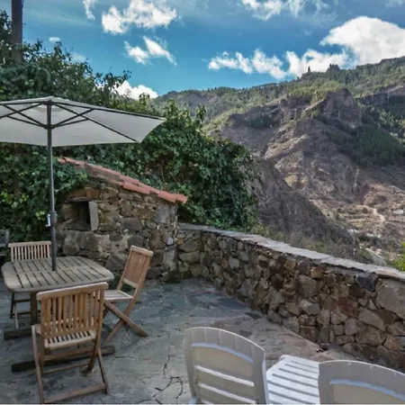 - Laendliches Haus, Pepita La De Flores Tejeda (Gran Canaria)